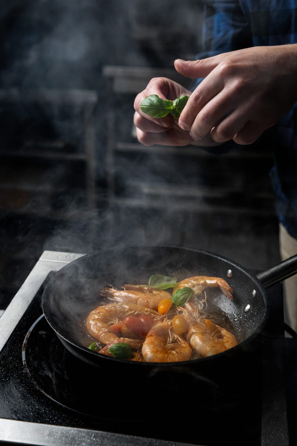 Fotografia procesu gotowania — kulisy kuchni Wrocław #1