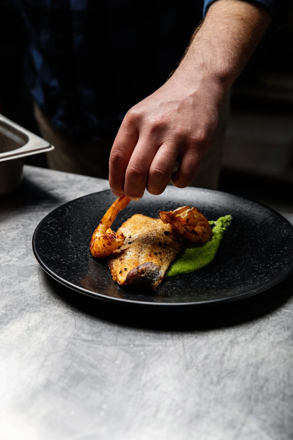 Fotografia procesu gotowania — kulisy kuchni Wrocław #16